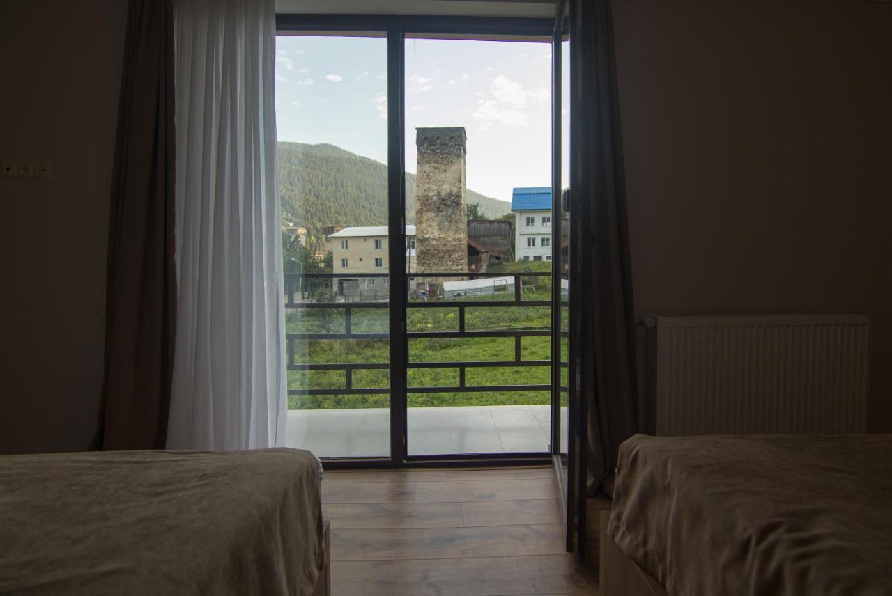 LileoInn Boutique Hotel Mestia Extérieur photo